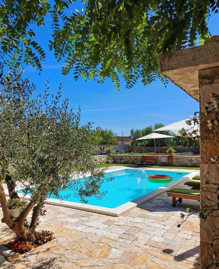 Holiday Home Iva With Pool Sukošan 외부 사진