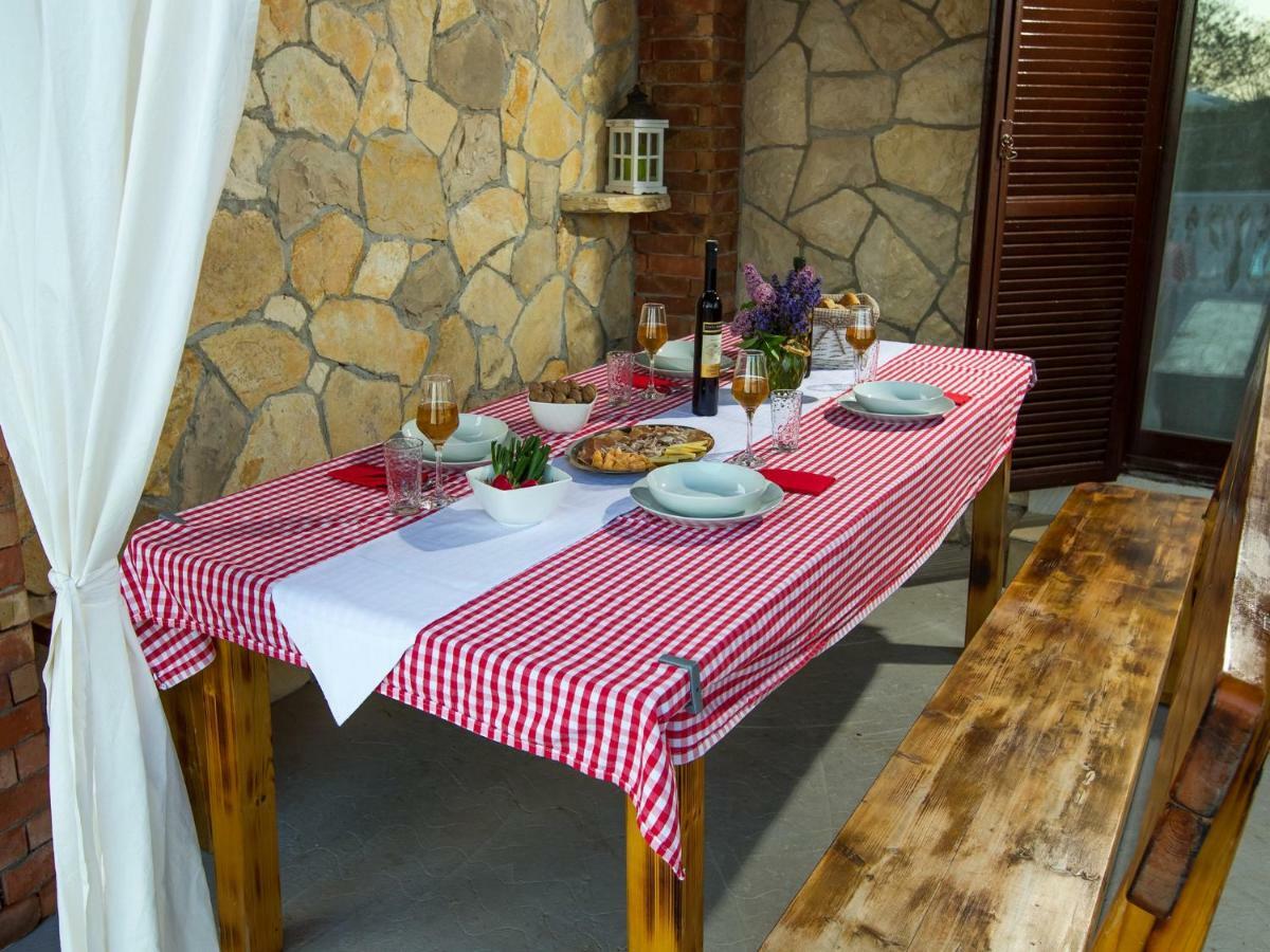Holiday Home Iva With Pool Sukošan 외부 사진